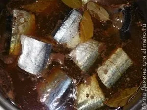 Домашні консерви з сайри