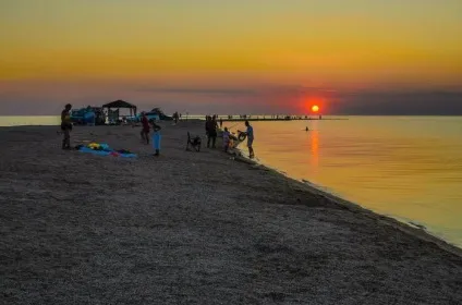 Должанська коса, азовське море пляжі, бази відпочинку (азовське) Должанська коса, азовське море пляжі, бази відпочинку