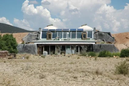 Earthships - будинки з шин