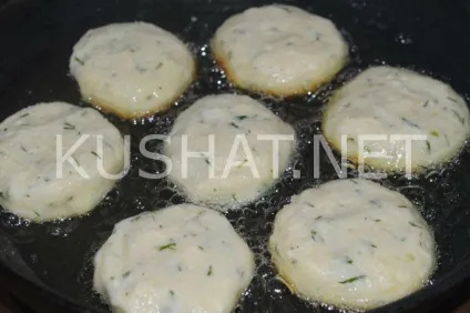 Картопляні котлети з сиром і кропом (котлети з картопляного пюре) Картопляні котлети з сиром і кропом