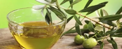 Ефірні масла для нігтів які ванночки допомагають від сухості кутикули і сприяють зростанню і (ефірні) Ефірні масла для нігтів які ванночки допомагають від сухості кутикули і сприяють зростанню і