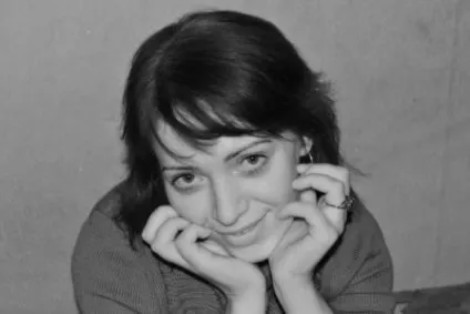 Якщо я дівчина, я зобов'язана фарбуватися чому багато жінок так вважають (косметика) Якщо я дівчина, я зобов'язана фарбуватися чому багато жінок так вважають