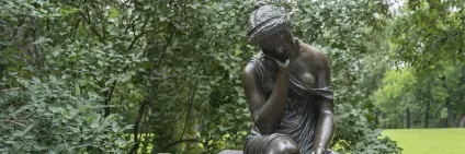 Фонтан «дівчина з глечиком» інформація і фото, де знаходиться фонтан «дівчина з глечиком» (дівчина) Фонтан «дівчина з глечиком» інформація і фото, де знаходиться фонтан «дівчина з глечиком»