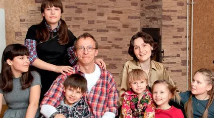 Іван Охлобистін - біографія, фото, особисте життя, сім'я, діти, фільмографія (сім'я) Іван Охлобистін - біографія, фото, особисте життя, сім'я, діти, фільмографія