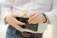 Як боротися з бідністю, думки, гроші, аргументи і факти (МРОТ) Як боротися з бідністю, думки, гроші, аргументи і факти