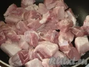 Кабачки, тушковані з куркою - готуємо покроково з фото