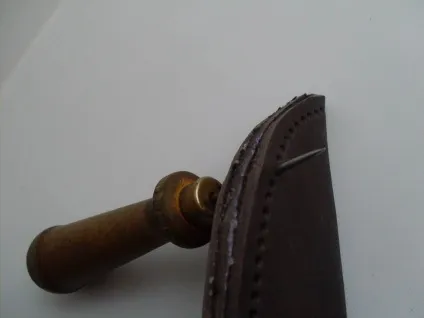 Виготовлення заглибних піхов, кожаниемислі