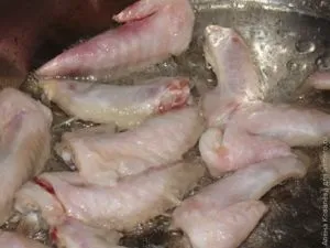 Картопля тушкована з чорносливом (картопля тушкована з сухофруктами) Картопля тушкована з чорносливом