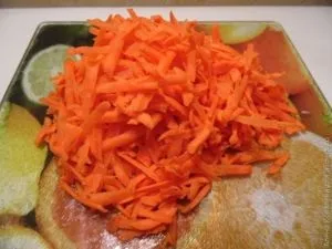 Картопля тушкована з чорносливом (картопля тушкована з сухофруктами) Картопля тушкована з чорносливом