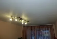 Який натяжна стеля краще матовий або глянсовий відгуки та фото, що краще, як зробити вибір і