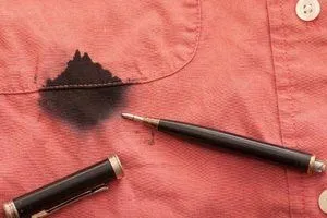 Як відіпрати ручку - рекомендації по швидкому видаленню чорнильних плям з одягу - легка справа (відіпрати) Як відіпрати ручку - рекомендації по швидкому видаленню чорнильних плям з одягу - легка справа