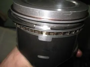 Як поміняти поршневі кільця не знімаючи двигун покроковий спосіб - твій АВТОПУЛЬС (знімаючи) Як поміняти поршневі кільця не знімаючи двигун покроковий спосіб - твій АВТОПУЛЬС
