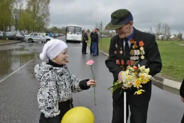 Як пройшов день перемоги в Сланцевском районі (центральної частини міста) Як пройшов день перемоги в Сланцевском районі