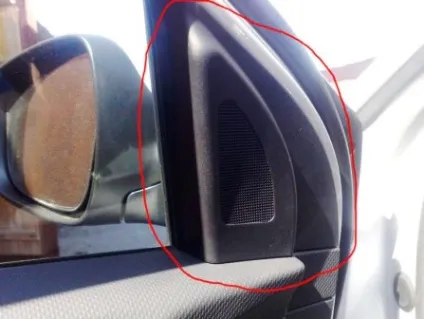 Як зняти обшивки передніх дверей на hyundai solaris (зняти) Як зняти обшивки передніх дверей на hyundai solaris
