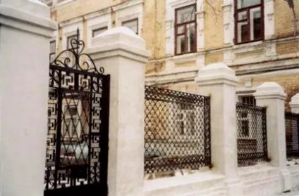 Хвіртка для забору види, матеріали, установка стійок (фото)