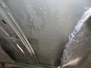 Конденсат на стінах в квартирі (квартира) Конденсат на стінах в квартирі