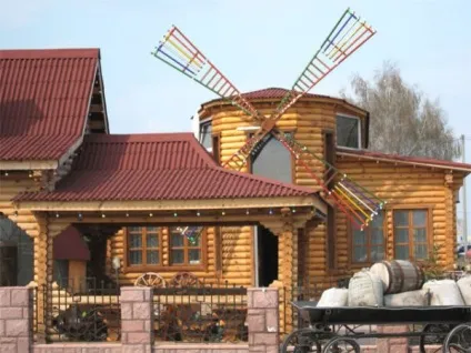 Конструкція даху дерев'яного будинку (затяжки ригелі підкоси) Конструкція даху дерев'яного будинку