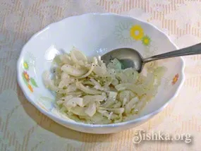 Картопляний салат з цибулею - покроковий рецепт з фото