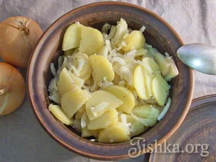 Картопляний салат з цибулею - покроковий рецепт з фото