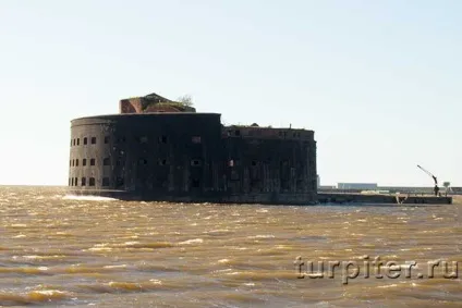 Кронштадт - самостійна поїздка з Харкова
