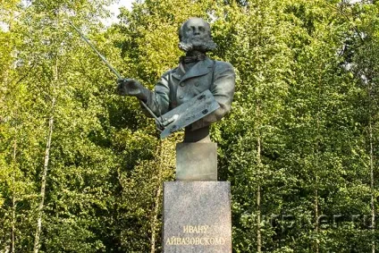 Кронштадт - самостійна поїздка з Харкова