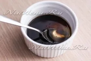 Курка в соєвому соусі в духовці (рецепт) Курка в соєвому соусі в духовці