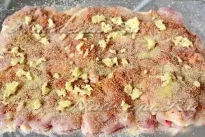 Курячий рулет, рецепт з фото в духовці у фользі (курячий) Курячий рулет, рецепт з фото в духовці у фользі
