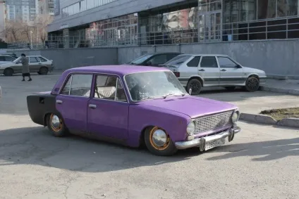 Кузов після ралі, двигун після пожежі (після) Кузов після ралі, двигун після пожежі