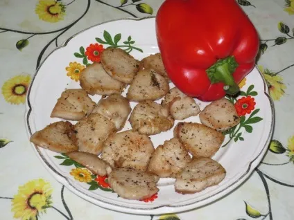 Курячі медальйони з грудки (філе курячої грудки) Курячі медальйони з грудки