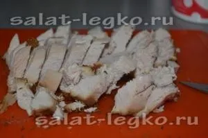 Легкий салат з куркою, капустою білокачанної і сиром, рецепт з фото (салат) Легкий салат з куркою, капустою білокачанної і сиром, рецепт з фото