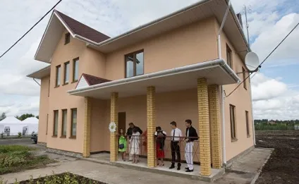 Особовий ремонт як вдало оновити фасад дачного будинку до літа, корисні поради по житлу від юристів, (россия) Особовий ремонт як вдало оновити фасад дачного будинку до літа, корисні поради по житлу від юристів,