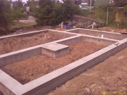 Стрічковий фундамент своїми руками покрокова інструкція та відео, заливка, мелкозаглубленний (стрічковий) Стрічковий фундамент своїми руками покрокова інструкція та відео, заливка, мелкозаглубленний