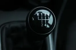 Між hyundai solaris і kia rio дмитрий вибрав «полоненого німця» volkswagen polo (гараж) Між hyundai solaris і kia rio дмитрий вибрав «полоненого німця» volkswagen polo
