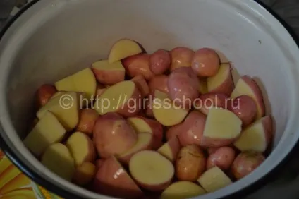 Молода картопля на сковороді, як смачно приготувати молоду картоплю рецепт з фото, жіноча школа (молода) Молода картопля на сковороді, як смачно приготувати молоду картоплю рецепт з фото, жіноча школа