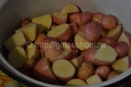 Молода картопля на сковороді, як смачно приготувати молоду картоплю рецепт з фото, жіноча школа (молода) Молода картопля на сковороді, як смачно приготувати молоду картоплю рецепт з фото, жіноча школа