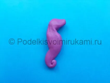 Морський коник з пластиліну