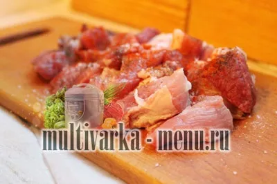 М'ясо з помідорами, рецепт м'яса на сковороді з фото, другі страви (м'яса) М'ясо з помідорами, рецепт м'яса на сковороді з фото, другі страви