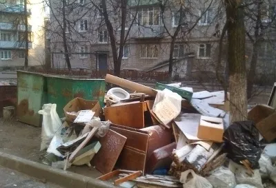 Чи можна виносити на смітник великогабаритний мотлох (можна) Чи можна виносити на смітник великогабаритний мотлох