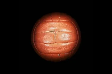 М'ячі всіх чемпіонатів світу з футболу з 1930 по 2010 (інтернет-журнал etoday) (фотопроекти) М'ячі всіх чемпіонатів світу з футболу з 1930 по 2010 (інтернет-журнал etoday)