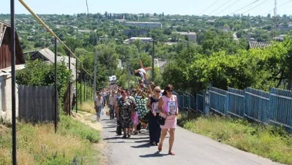 Недосвідчену дівчину-кухаря відправили на передову прокуратура розслідує обставини загибелі (загибель) Недосвідчену дівчину-кухаря відправили на передову прокуратура розслідує обставини загибелі