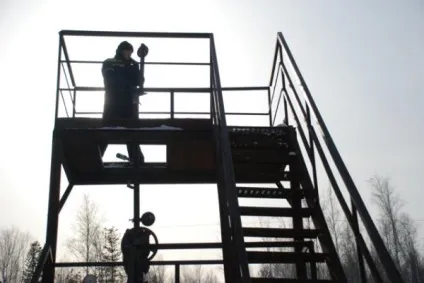 Трохи картинок про нафту