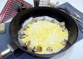 Омлет рецепт з салом, цибулею і помідорами (помідорами) Омлет рецепт з салом, цибулею і помідорами