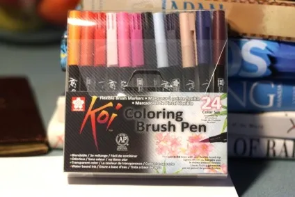 Огляд маркерів koi coloring brush pens
