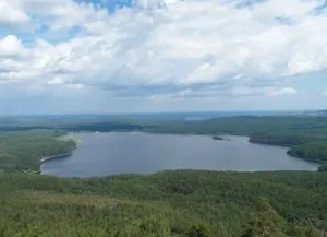 Відпочинок на Луганських озерах (розташовані будинки відпочинку) Відпочинок на Луганських озерах