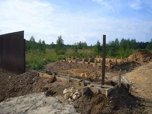Відкатні ворота з хвірткою своїми руками, інструкція як це зробити з фото і відео