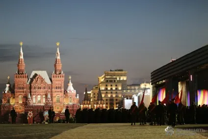 Парад перемоги з іншого боку (перемоги) Парад перемоги з іншого боку
