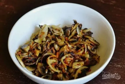 Печінка з солоними огірками - покроковий рецепт з фото на (рецепти) Печінка з солоними огірками - покроковий рецепт з фото на