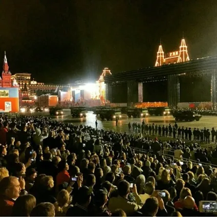 Парад перемоги з іншого боку (перемоги) Парад перемоги з іншого боку