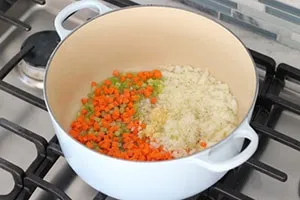 Курячий суп з перловкою