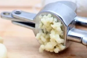 Курячі ніжки в мультиварці з картоплею, з рисом, в сметані (курячі) Курячі ніжки в мультиварці з картоплею, з рисом, в сметані